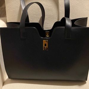 Celine Cabas 16in Smooth Calfskin Black Bag Like New Authentic